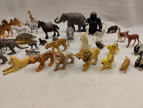 Vintage plastic zoo - plastic,