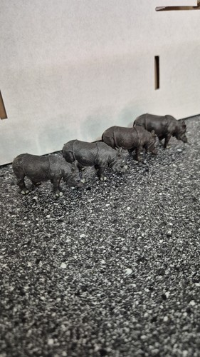 Britains toys vintage rhino - britains, x4